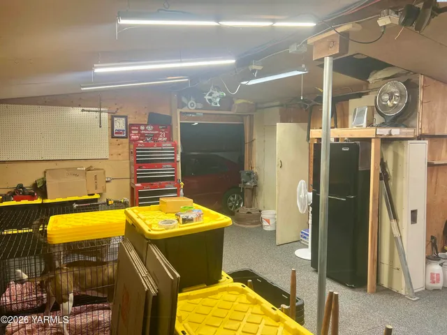 $399,900 | 1930 Benson Avenue, Prosser, WA 99350