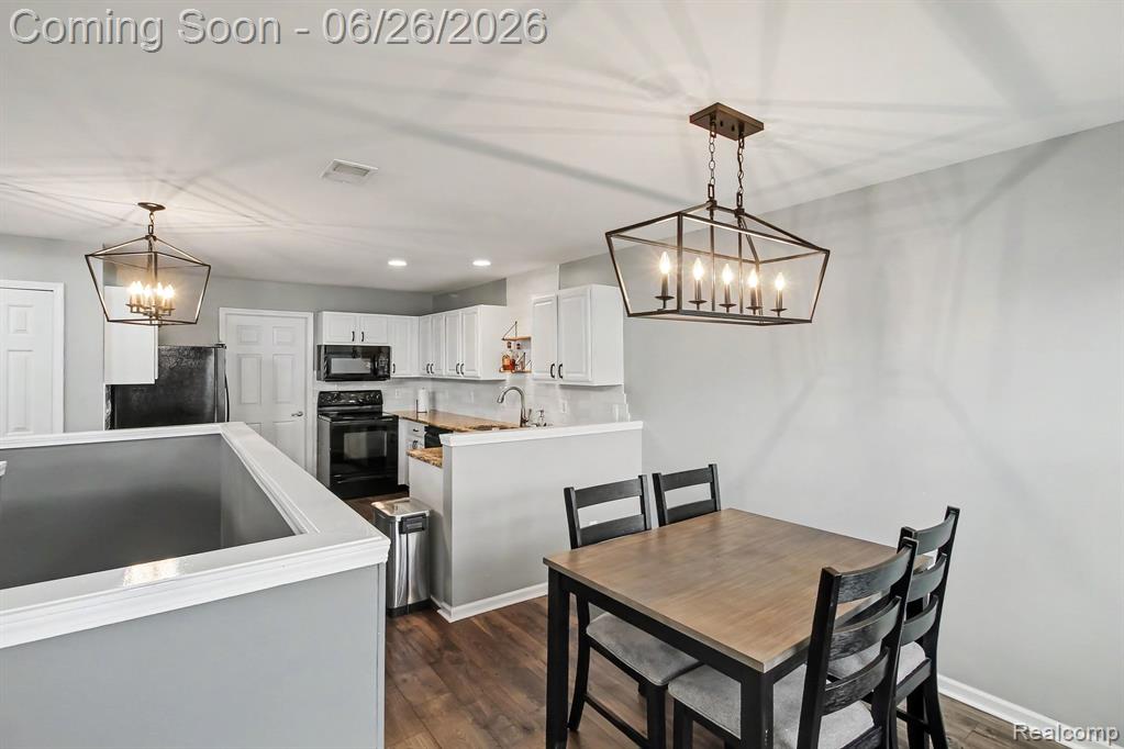 1723 Welland Street Howell, MI 48855 - Photo 10 of 19