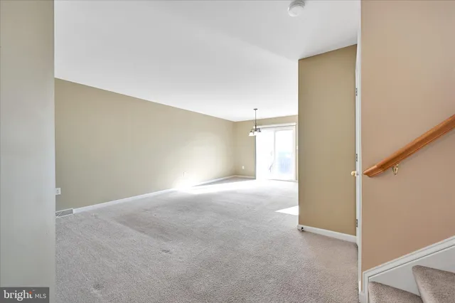 a view of empty room