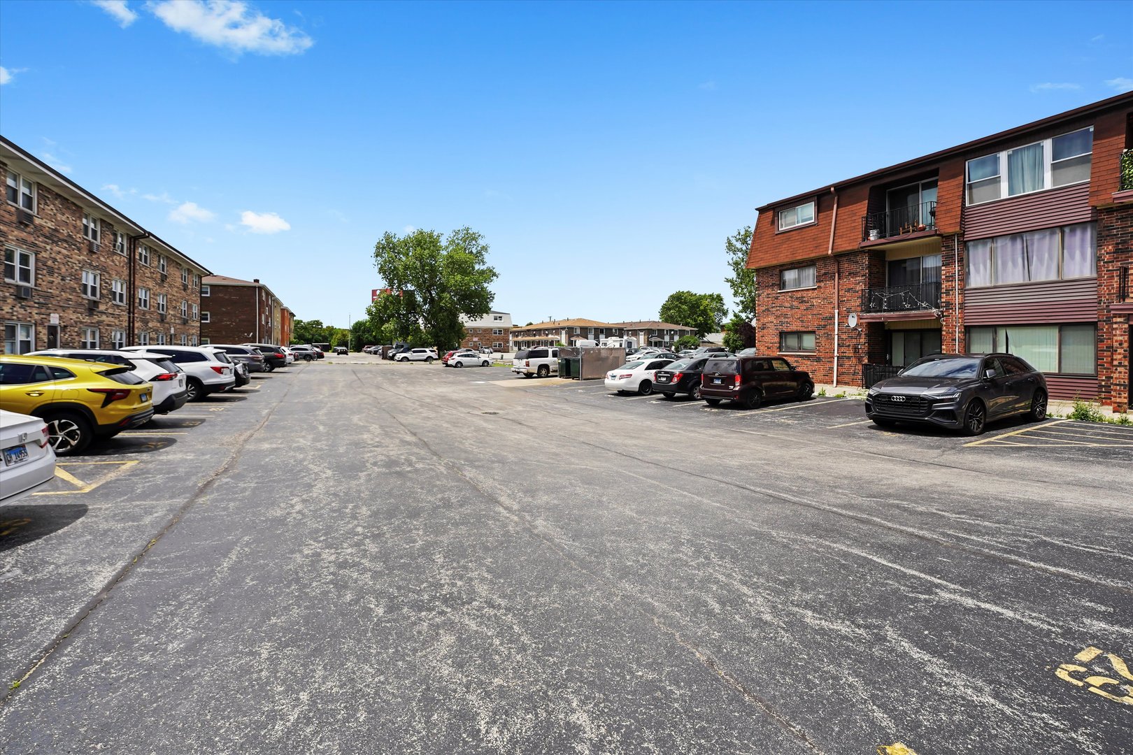 9850 Nottingham Avenue, Unit 202 Chicago Ridge, IL 60415 - Photo 23 of 31 Gallery Image 23