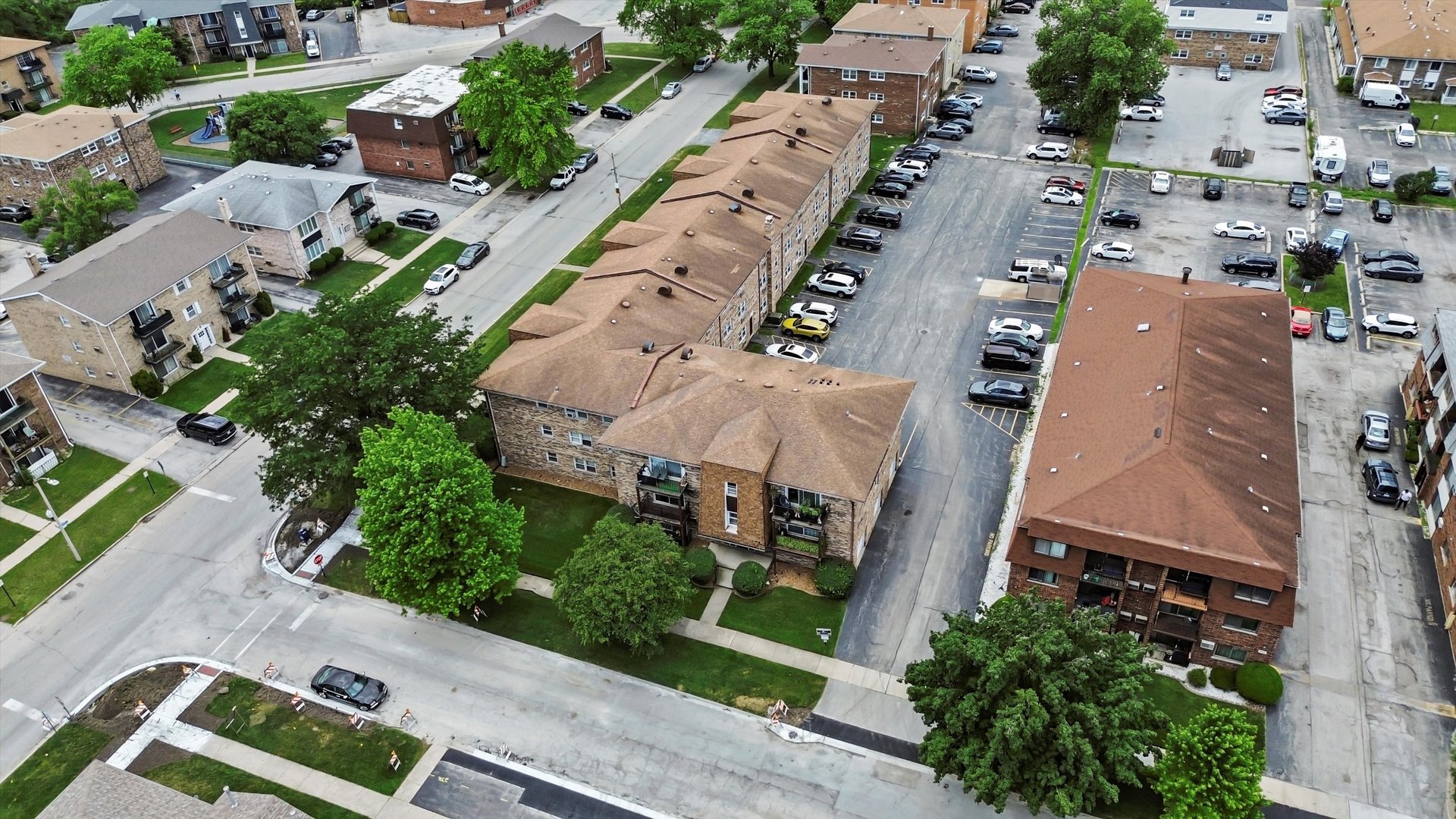 9850 Nottingham Avenue, Unit 202 Chicago Ridge, IL 60415 - Photo 26 of 31 Gallery Image 26