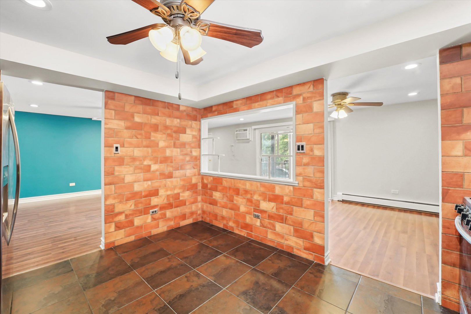 9850 Nottingham Avenue, Unit 202 Chicago Ridge, IL 60415 - Photo 10 of 31 Gallery Image 10