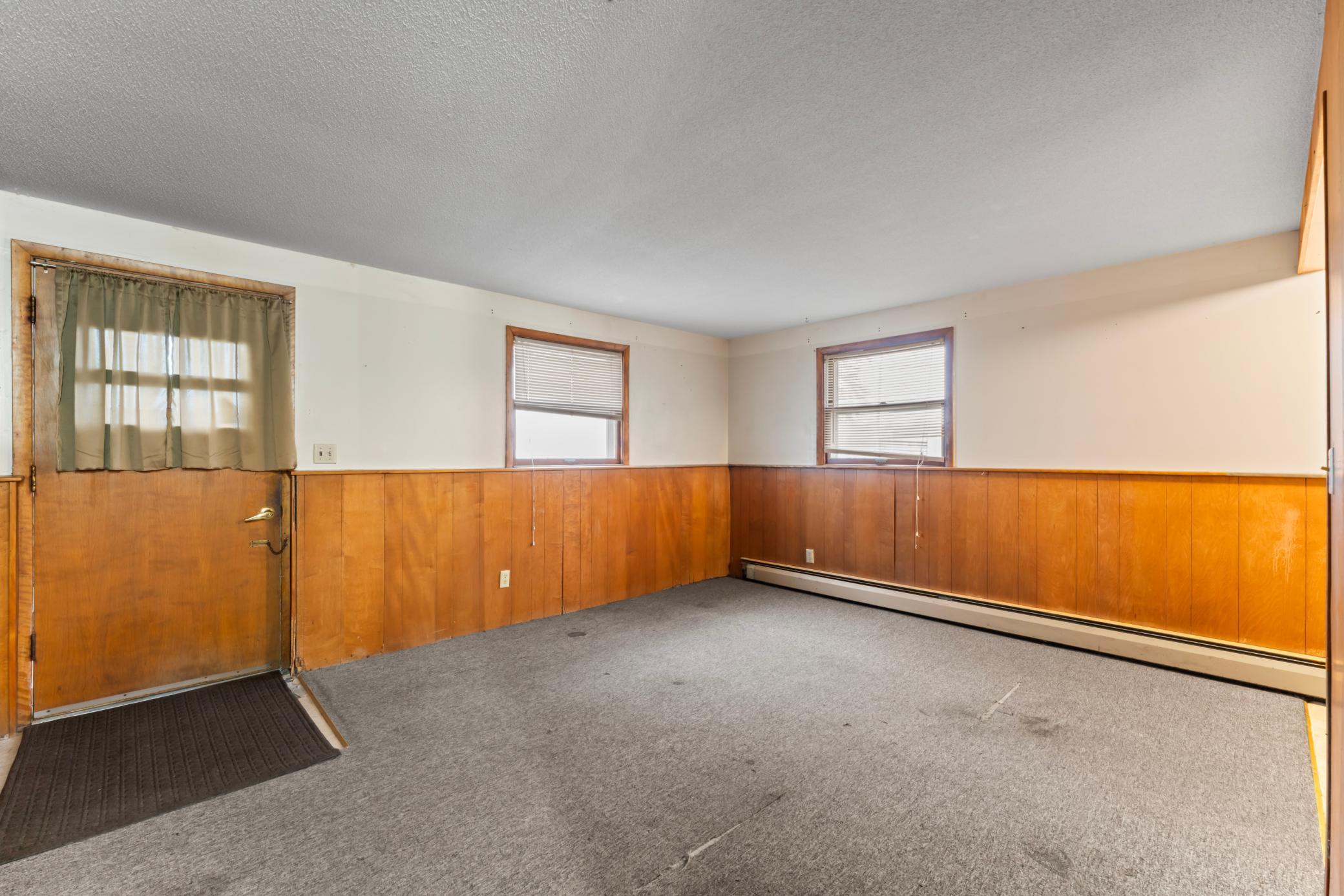 305 17th Street Northeast Rochester, MN 55906 - Photo 27 of 36