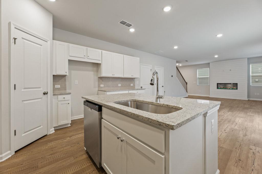 8047 Joyce Way Fairburn, GA 30213 - Photo 16 of 32