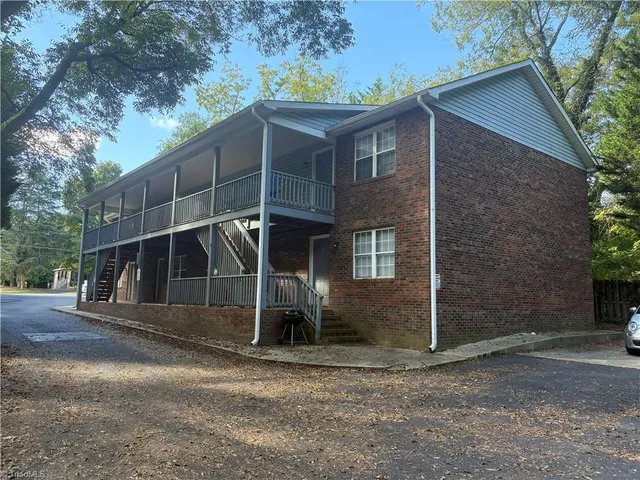 $1,975,000 | 830 Sunset Avenue, Asheboro, NC 27203