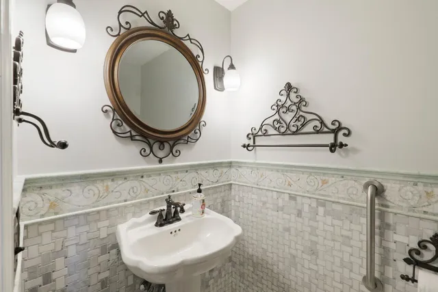 $1,790,000 | 5696 170th Street North, Hugo, MN 55038