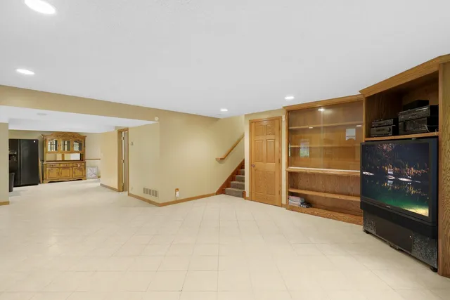 $1,790,000 | 5696 170th Street North, Hugo, MN 55038