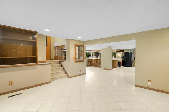 $1,790,000 | 5696 170th Street North, Hugo, MN 55038