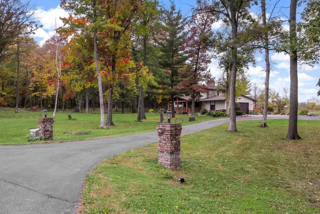 $1,790,000 | 5696 170th Street North, Hugo, MN 55038