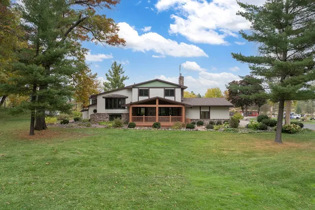 $1,790,000 | 5696 170th Street North, Hugo, MN 55038