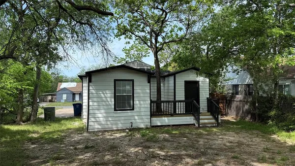 $2,050 | 2012 Tennessee Avenue, Dallas, TX 75224