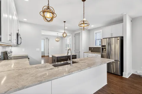 $499,000 | 2404 B 14th Avenue North, Nashville, TN 37208