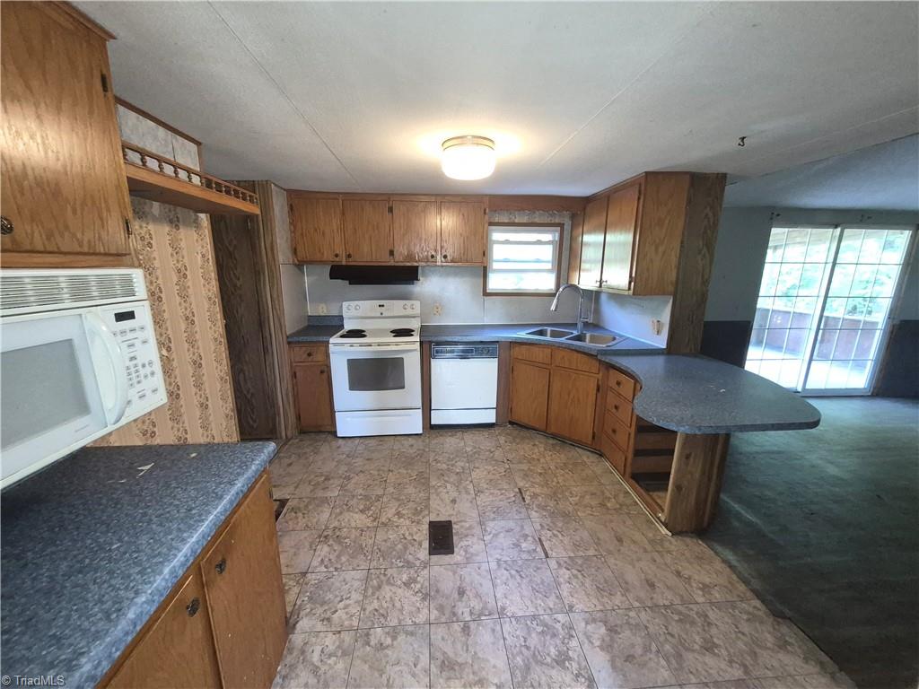 467 Huffines Mill Road Reidsville, NC 27320 - Photo 10 of 21