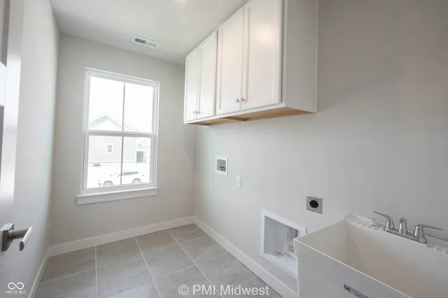 $2,650 | 581 Roosevelt Street, Fortville, IN 46040