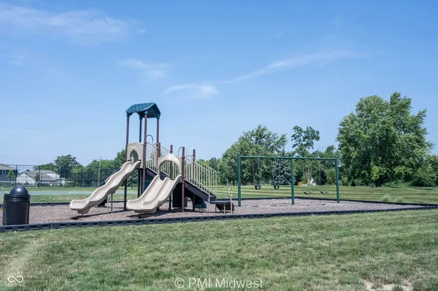 $2,650 | 581 Roosevelt Street, Fortville, IN 46040