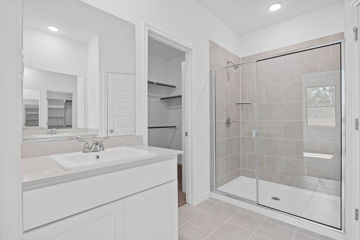 338 Bendecido Loop Elgin, TX 78621 - Photo 15 of 39