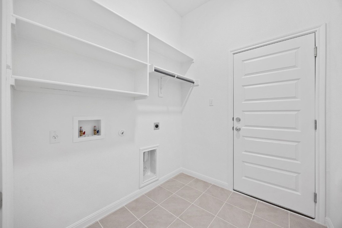 338 Bendecido Loop Elgin, TX 78621 - Photo 21 of 39