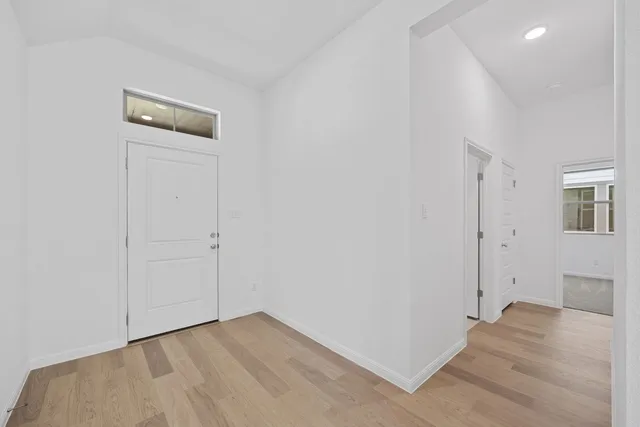 $284,900 | 338 Bendecido Loop, Elgin, TX 78621