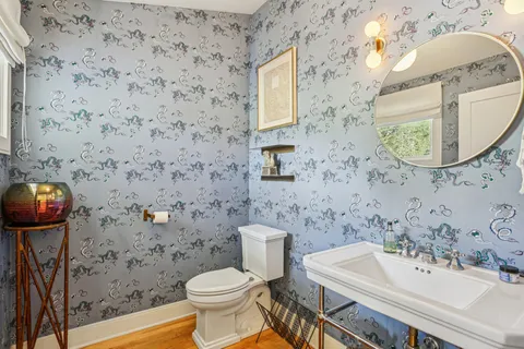 $985,000 | 2437 Eastland Avenue, Nashville, TN 37206