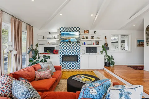 $985,000 | 2437 Eastland Avenue, Nashville, TN 37206