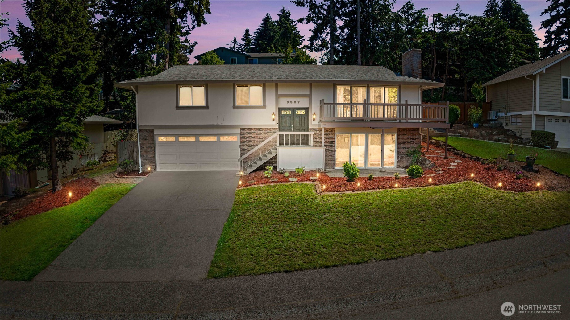 3907 Southwest 328th Street Federal Way, WA 98023 - Photo 3 of 40