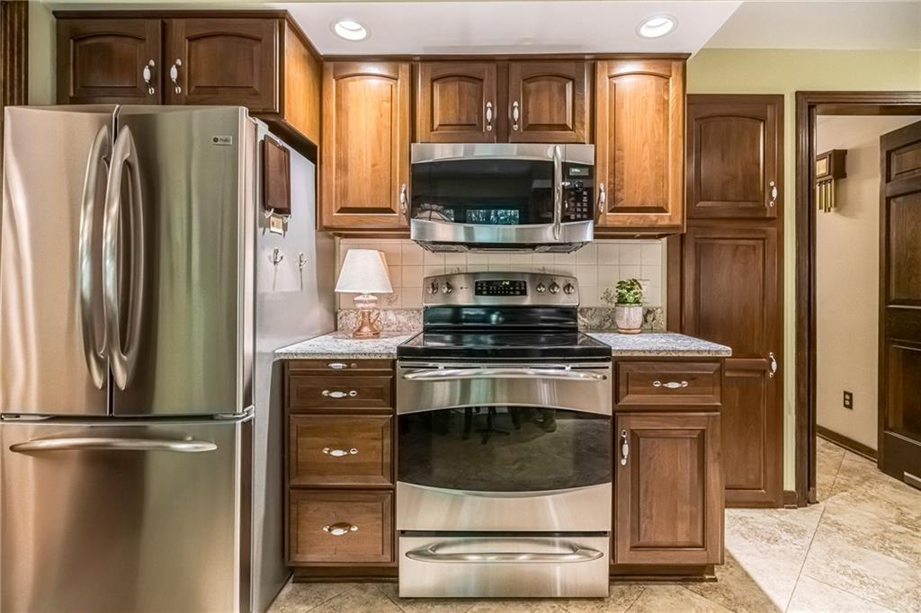 170 Timothy Road Gibsonia, PA 15044 - Photo 10 of 25 Gallery Image 10