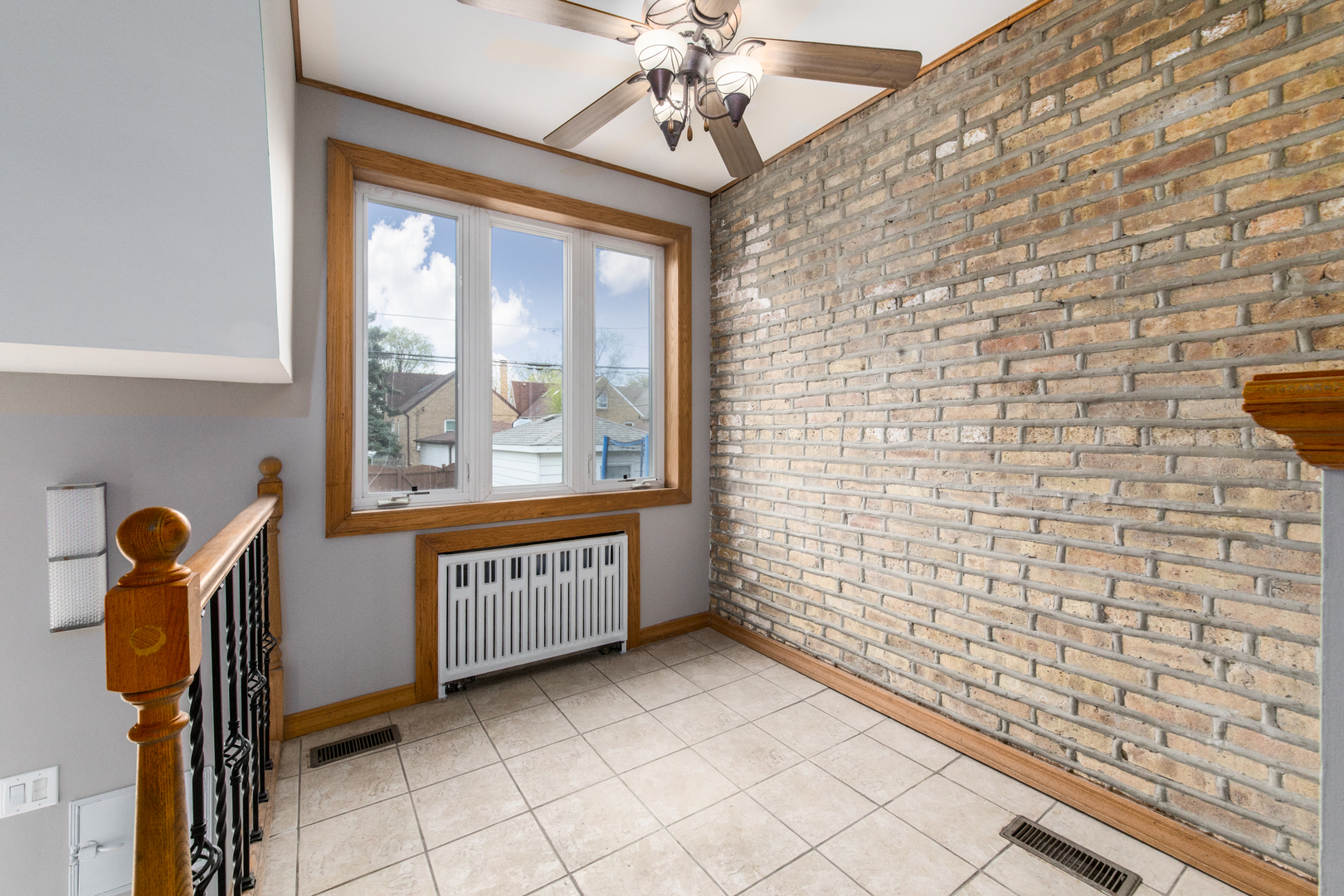 3351 North Rutherford Avenue Chicago, IL 60634 - Photo 8 of 32 Gallery Image 8
