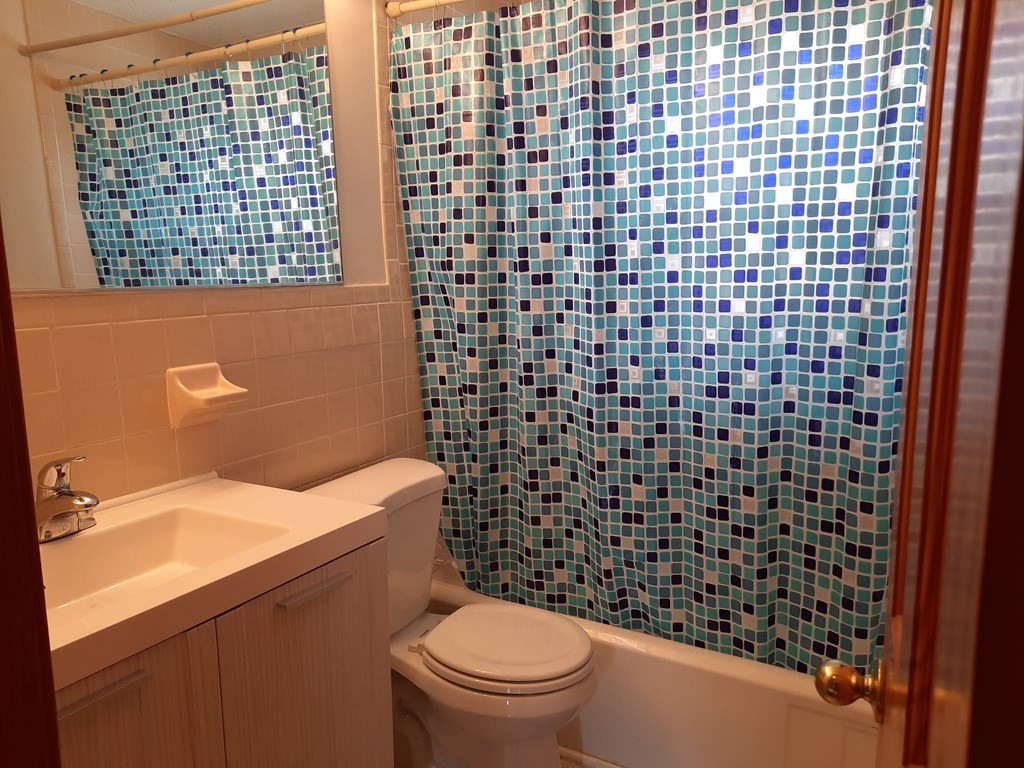 452 Cold Spring Avenue, Unit 452 West Springfield, MA 01089 - Photo 14 of 18 Gallery Image 14