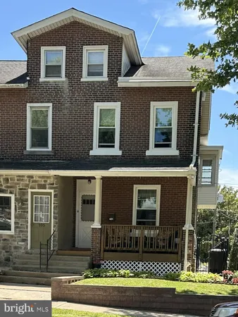 $495,000 | 107 West 10th Avenue, Conshohocken, PA 19428