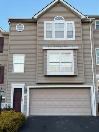$260,000 | 2003 Trail Court, Jeannette, PA 15644