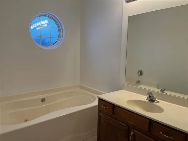 $260,000 | 2003 Trail Court, Jeannette, PA 15644