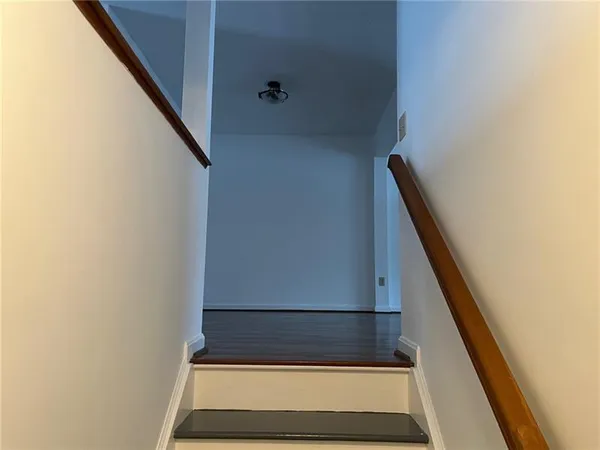 $260,000 | 2003 Trail Court, Jeannette, PA 15644