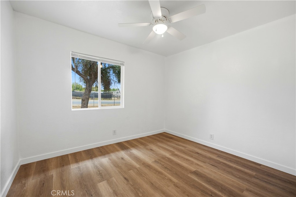 21820 Cajalco Road Perris, CA 92570 - Photo 18 of 42