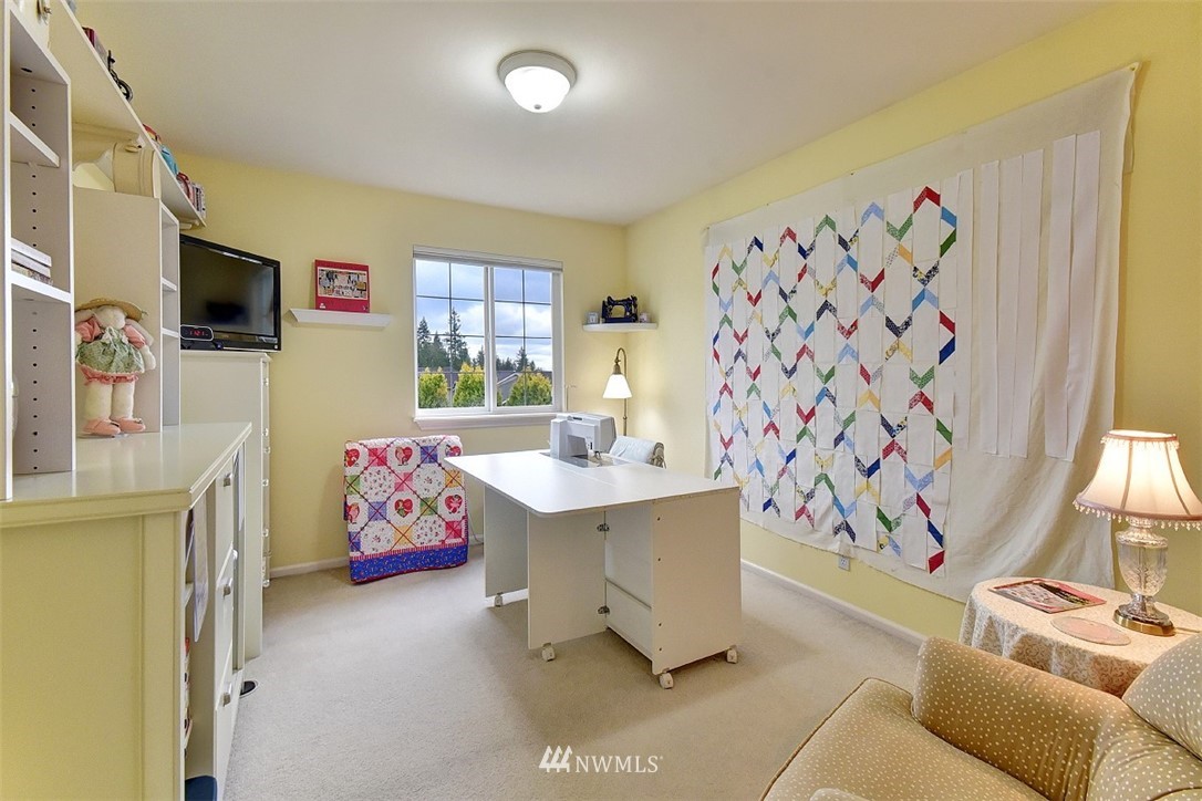 2521 201st Street Southeast Bothell, WA 98021 - Photo 21 of 25