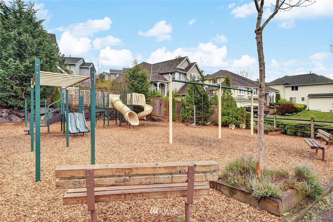 2521 201st Street Southeast Bothell, WA 98021 - Photo 24 of 25