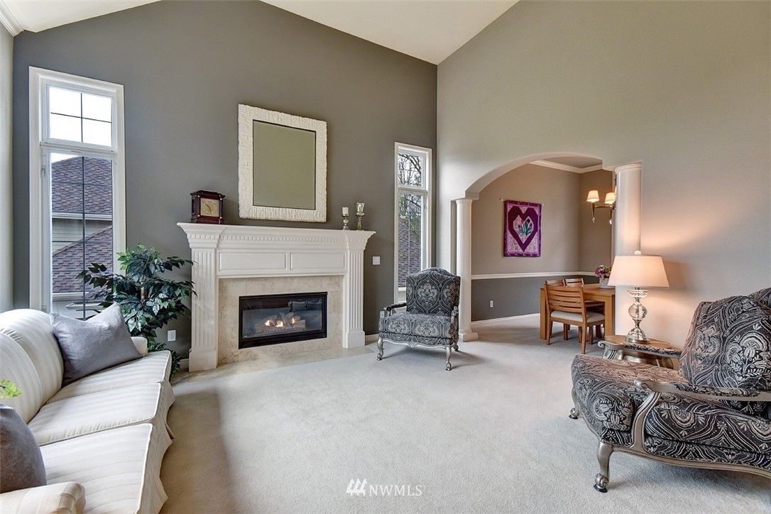 2521 201st Street Southeast Bothell, WA 98021 - Photo 4 of 25