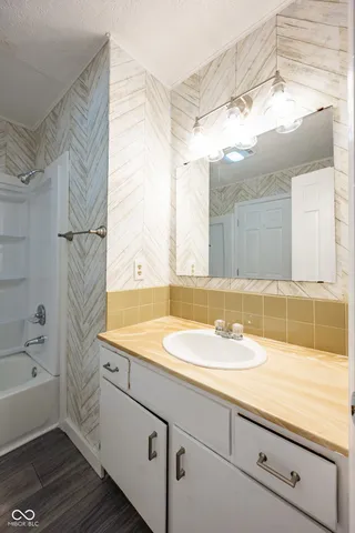 $174,900 | 2910 Stillman Avenue, Indianapolis, IN 46268