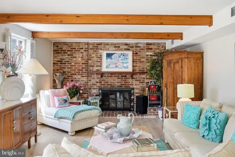 $869,900 | 8406 Geneva Mason Road, Potomac, MD 20854