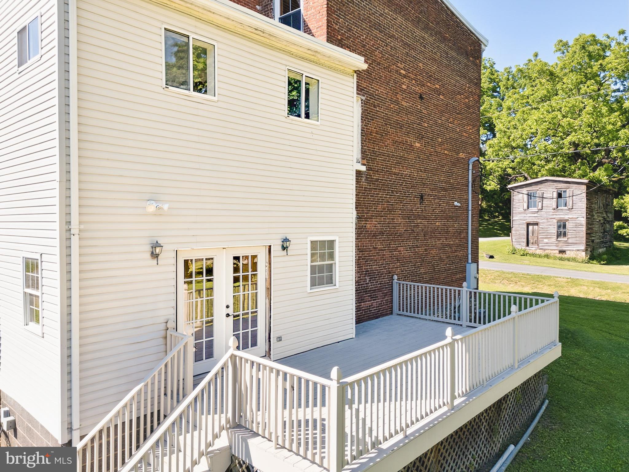 1306 Long Ln Road Lenhartsville, PA 19534 - Photo 8 of 76