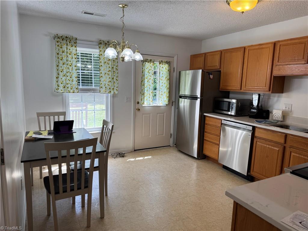2558 Ambassador Court High Point, NC 27265 - Photo 16 of 27