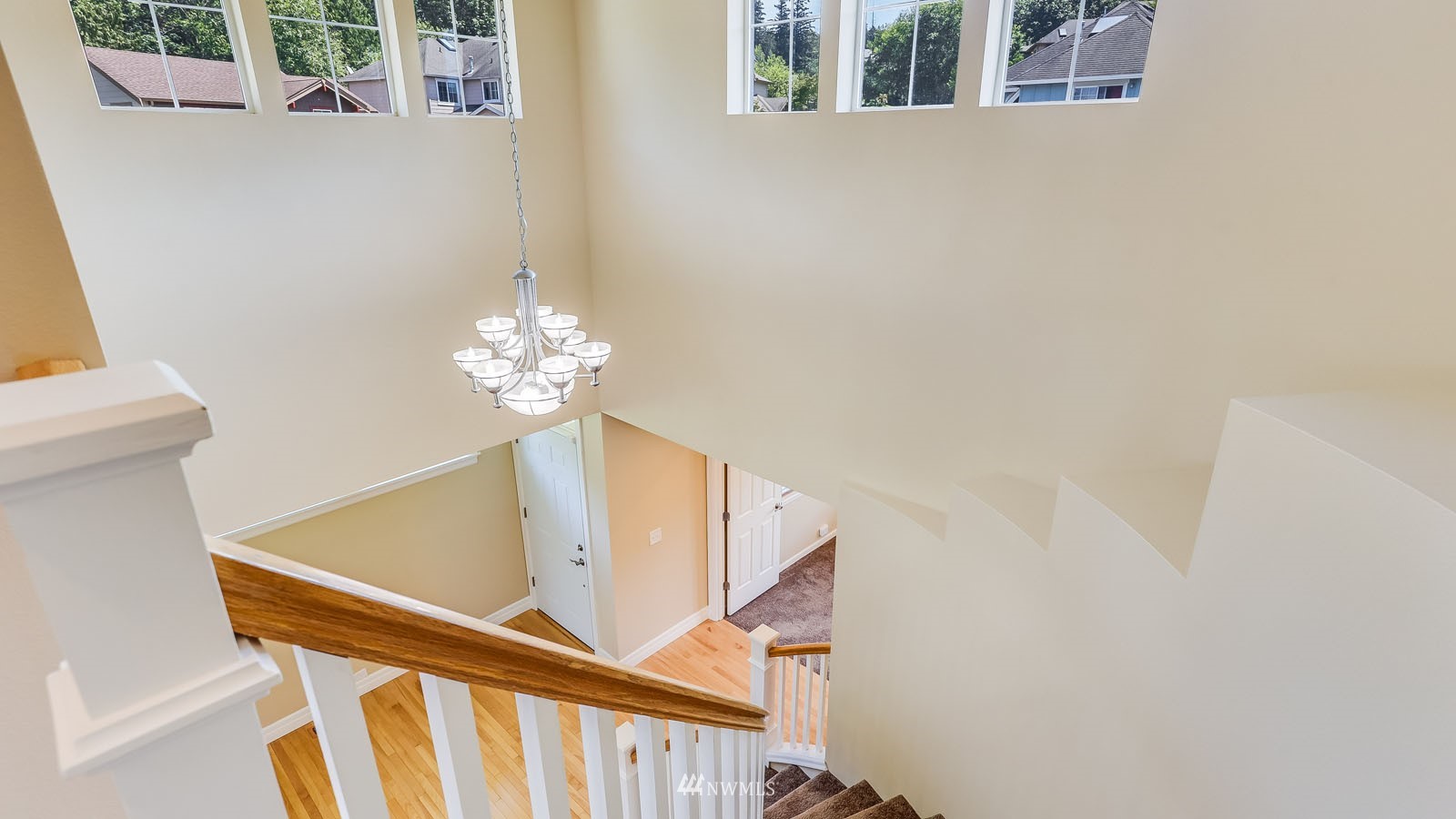 16458 Southeast 166th Terrace Renton, WA 98058 - Photo 25 of 40 a view of entryway