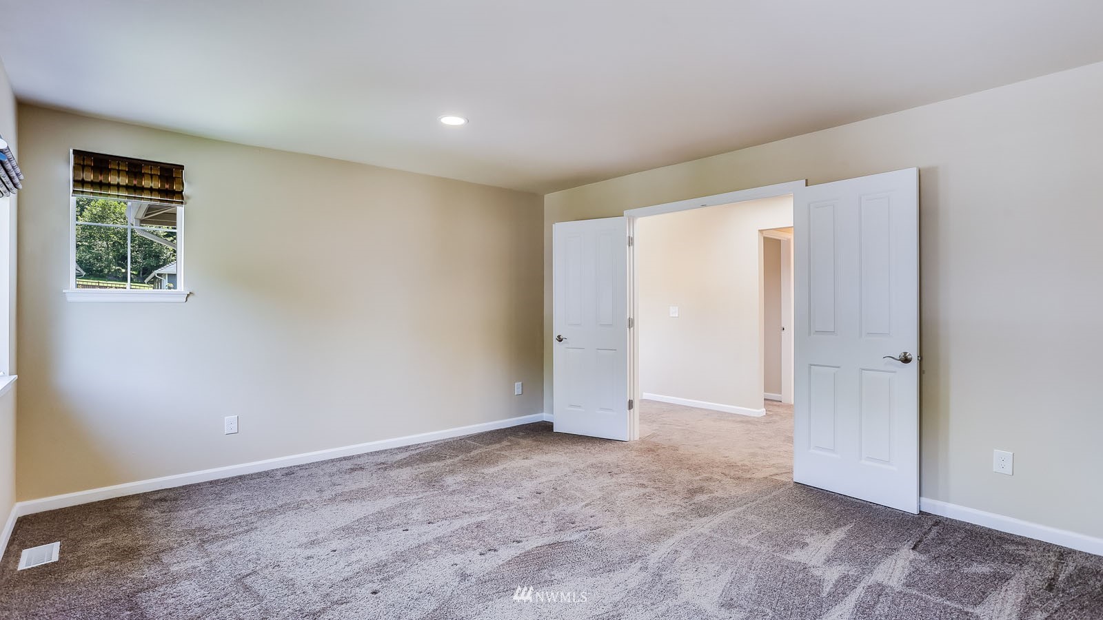 16458 Southeast 166th Terrace Renton, WA 98058 - Photo 27 of 40 a view of an empty room with a window