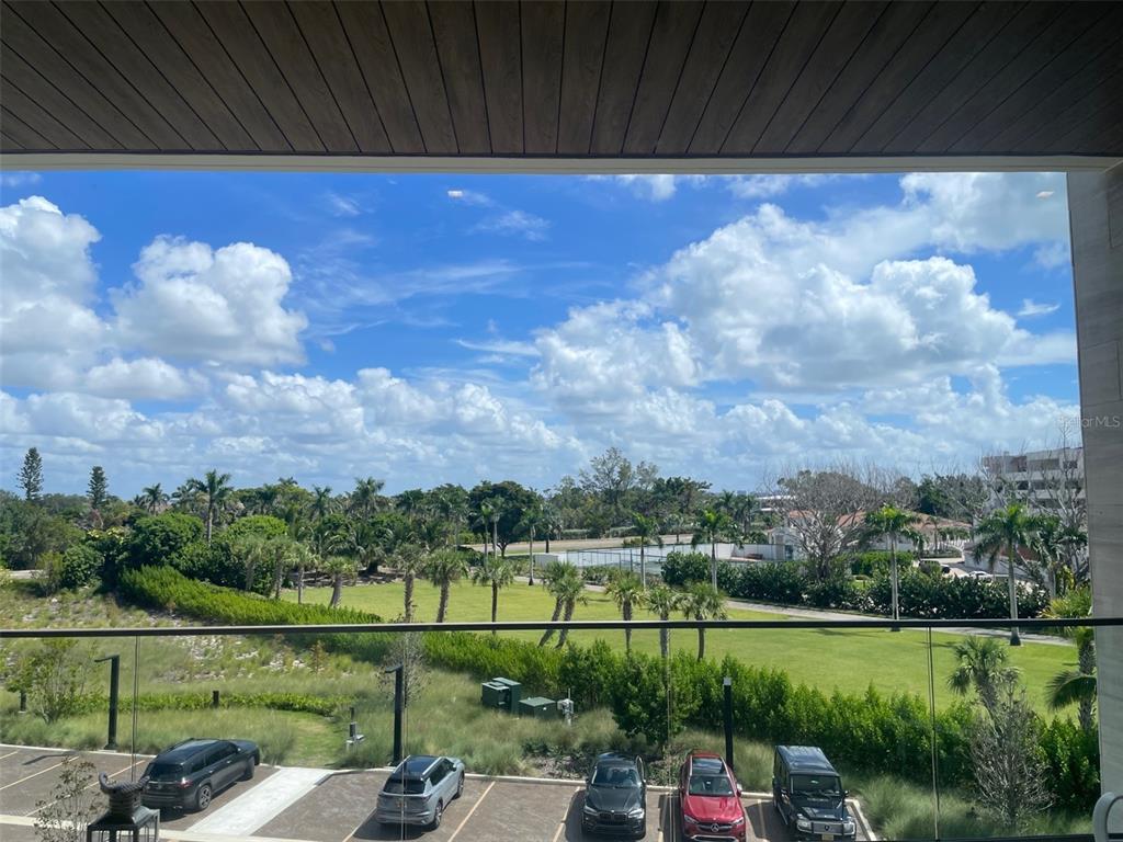 1581 Gulf Of Mexico Drive, Unit 307 Longboat Key, FL 34228 - Photo 33 of 83