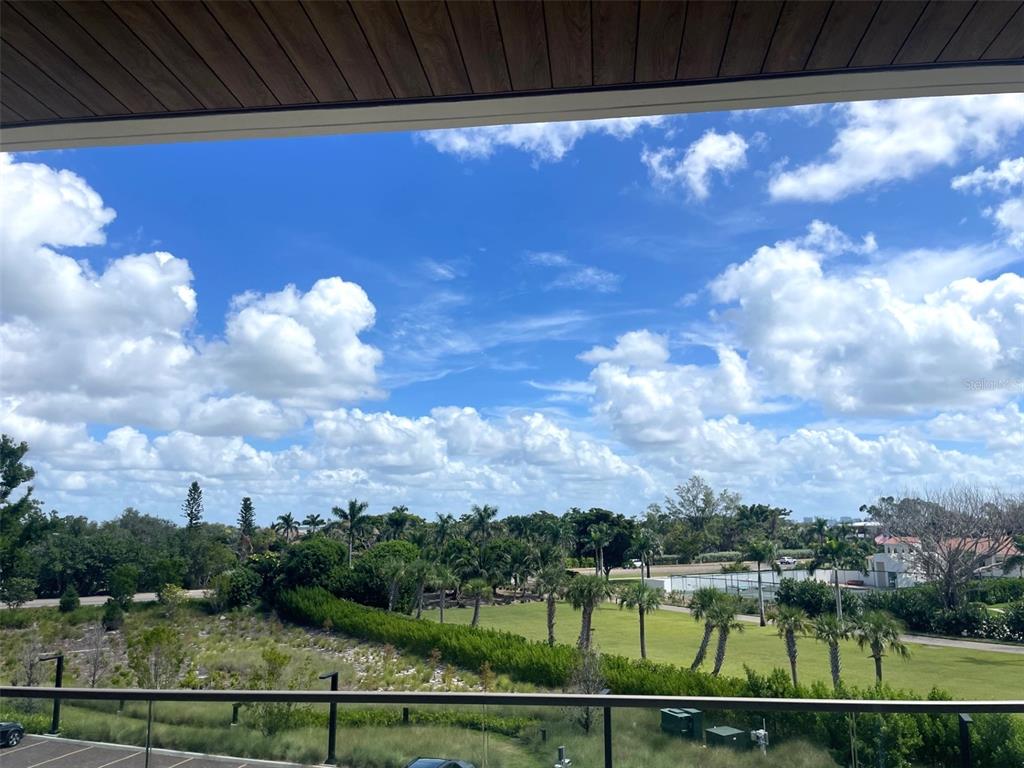 1581 Gulf Of Mexico Drive, Unit 307 Longboat Key, FL 34228 - Photo 39 of 83