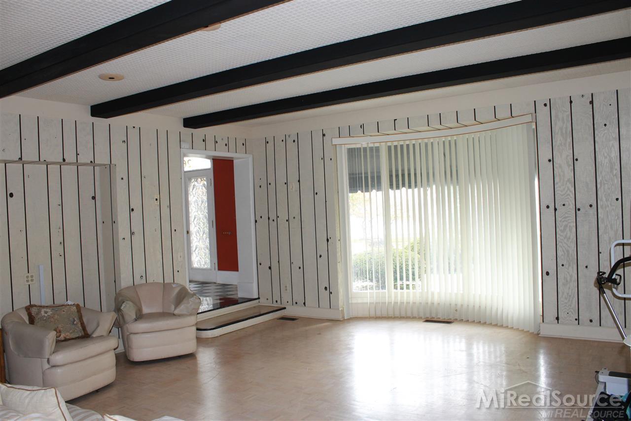 261 Lake Shore Road Grosse Pointe Farms, MI 48236 - Photo 18 of 26