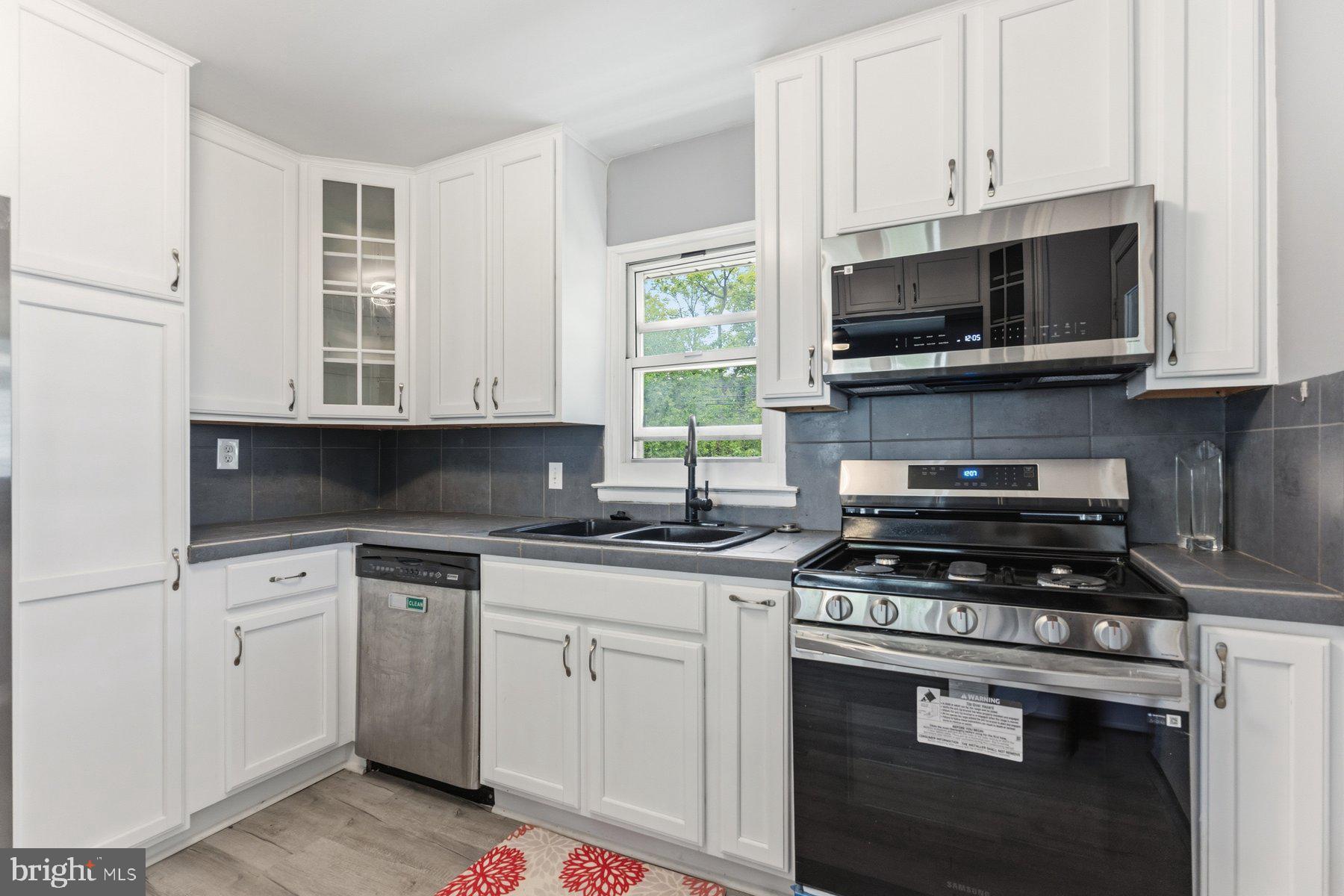 623 Baylor Road Glen Burnie, MD 21061 - Photo 5 of 27