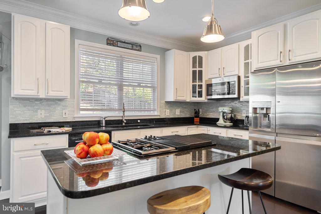 6152 Old Telegraph Road Alexandria, VA 22310 - Photo 4 of 32
