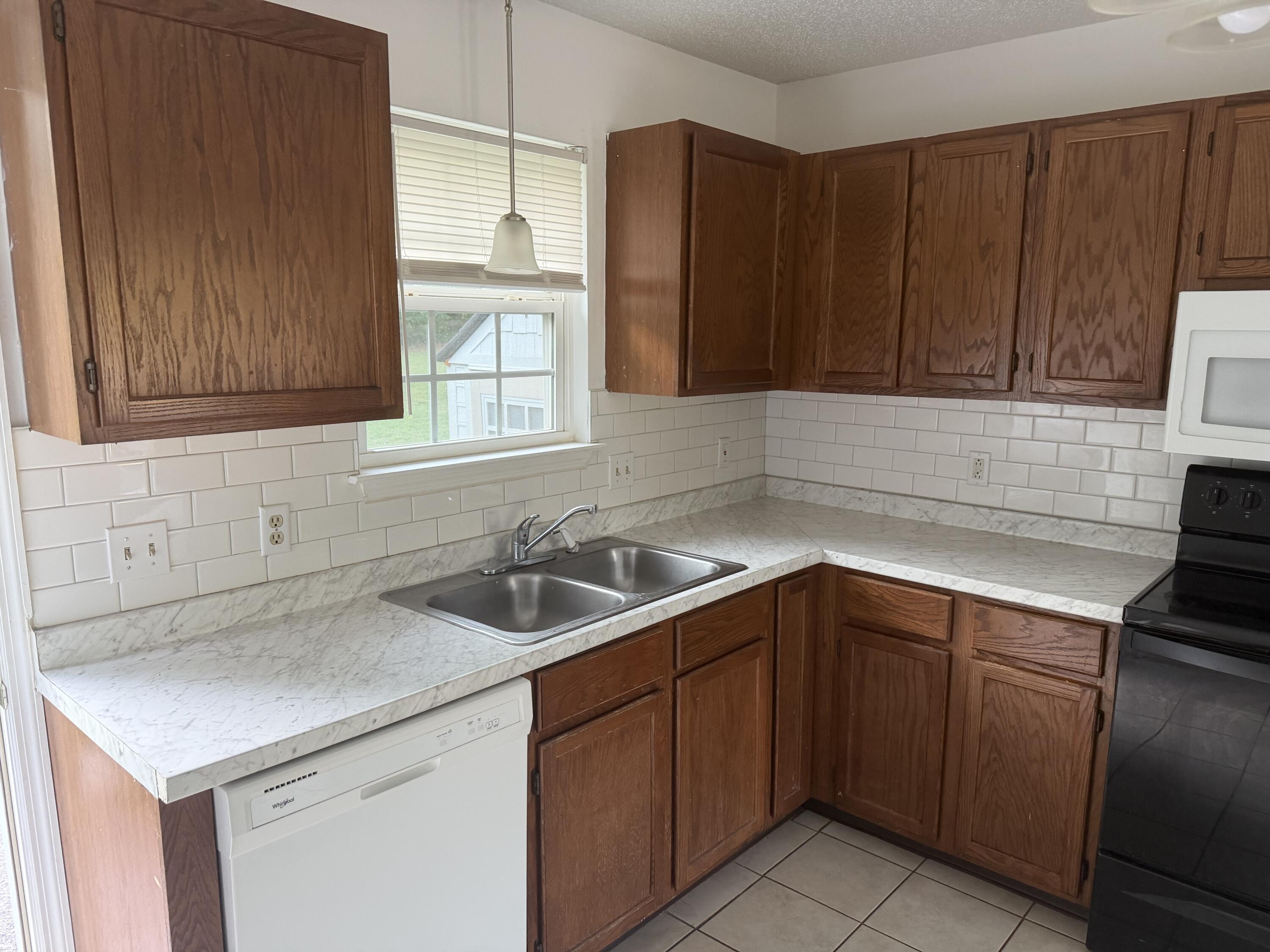 5025 Bess Moore Road, Unit A Apison, TN 37302 - Photo 5 of 17 IMG_5380