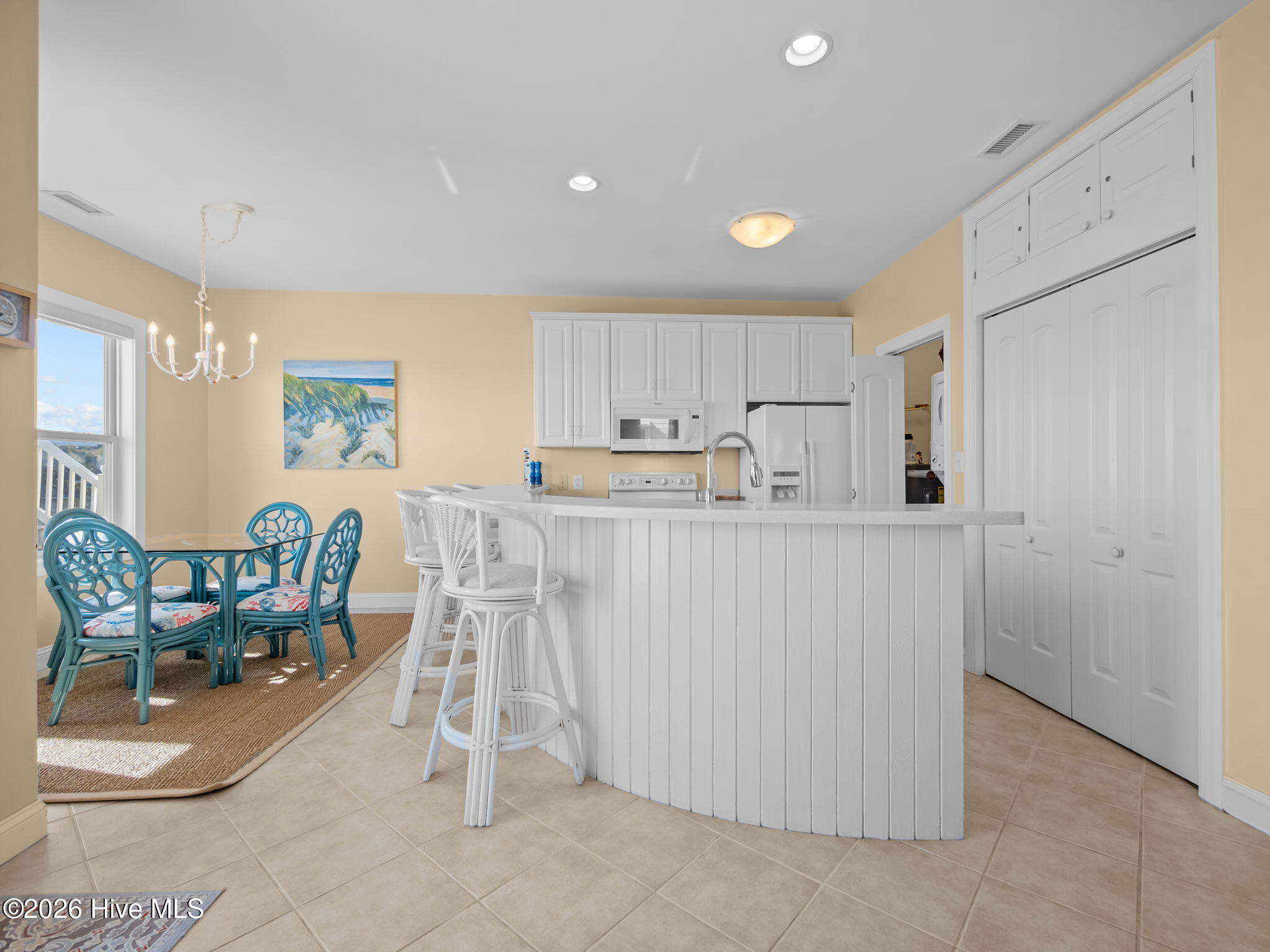 119 Salter Path Road, Unit 202A Pine Knoll Shores, NC 28512 - Photo 6 of 45 Kitchen & Dining
