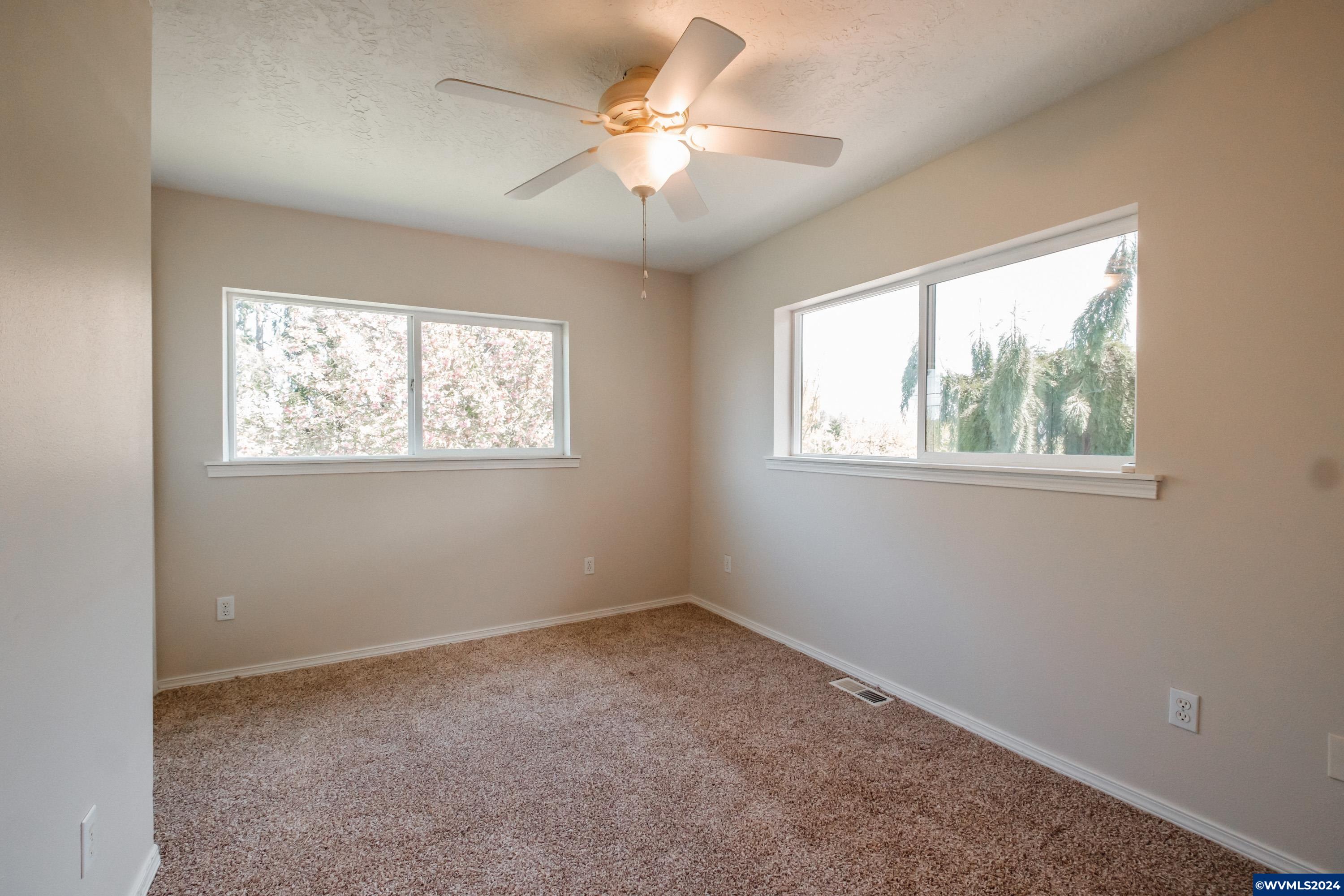 1570 Cordon Road Northeast Salem, OR 97317 - Photo 21 of 42 Gallery Image 21